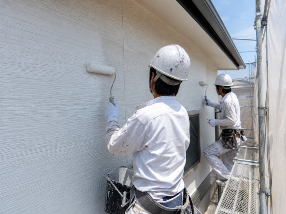 外壁塗装で、
定期的に守る。