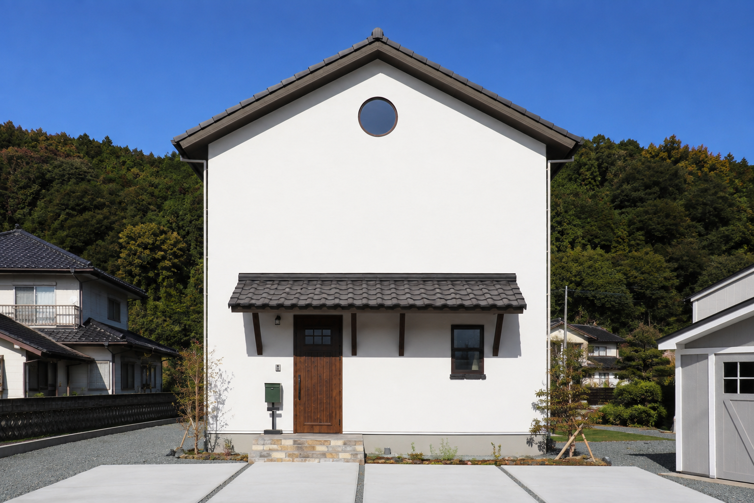 南フランスの片田舎をイメージしたアンティーク風のお家・施工写真